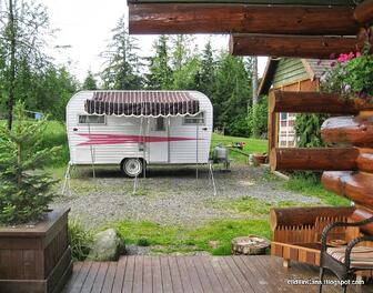 1-roadrunner25202520awning2520and2520vct2520tile2520049