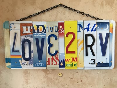 5 Amazing Handcrafted Holiday Gifts for RV Enthusiasts