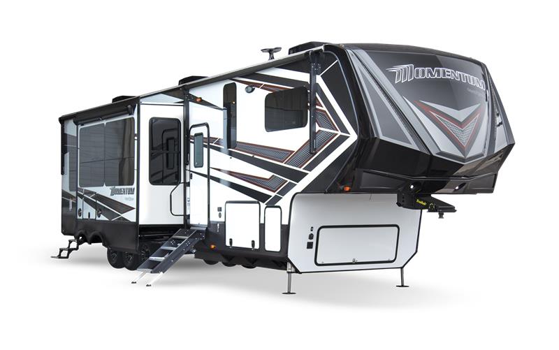 Momentum Fifth Wheel