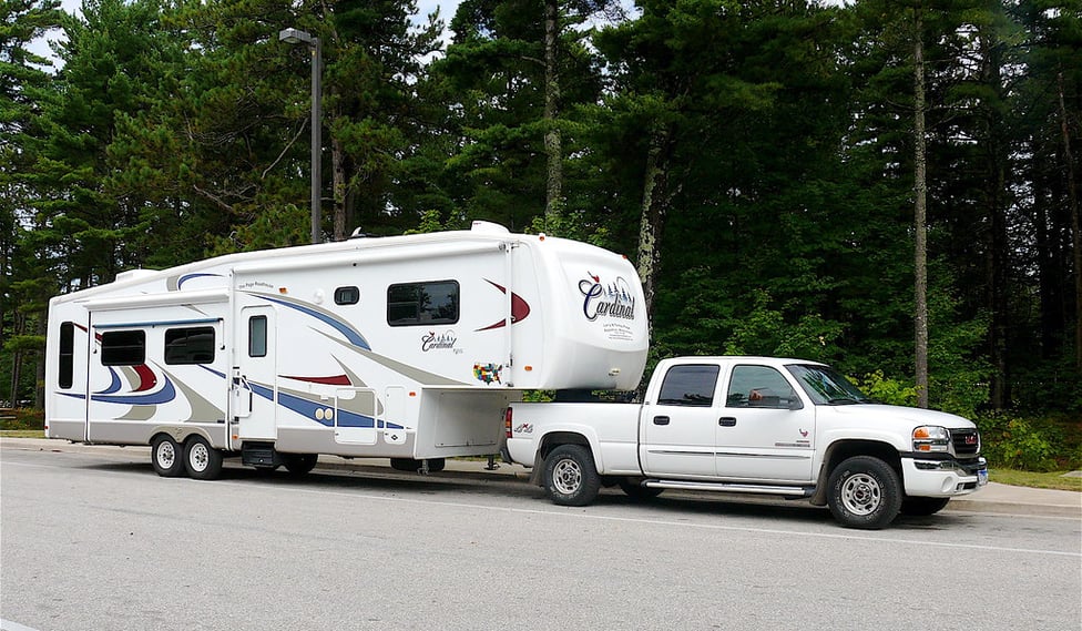 traveling cardinal fifth wheel rv