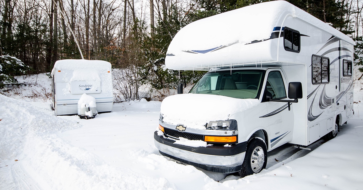 class c motorhome in the snow