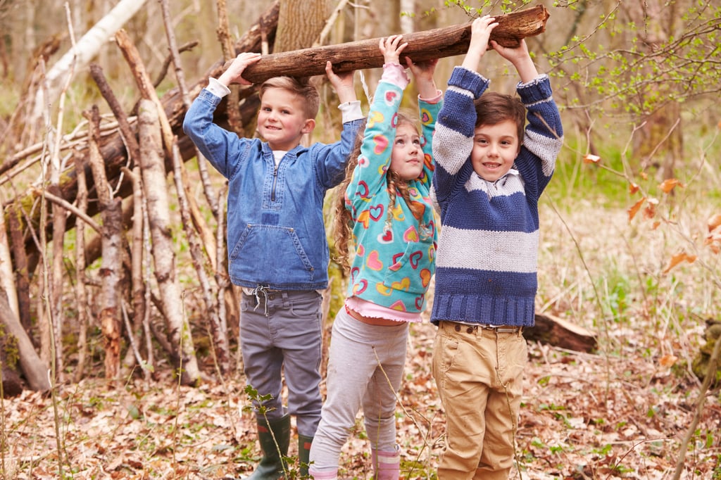 Kids building fort AdobeStock_87994738.jpeg