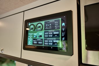 OutsideVan_Parks_ControlCenter_Home_Web