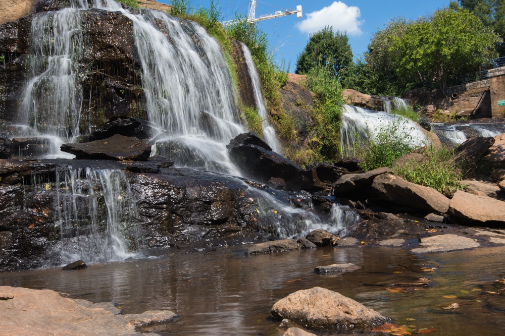 Full-time RVing advice, including hair and makeup; maintaining a clean RV; gray water tank advice