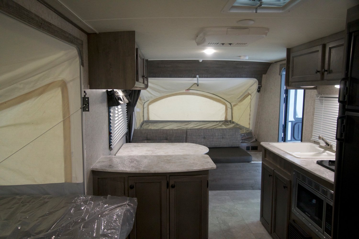 coachmen apex nano hybrid travel trailer interior