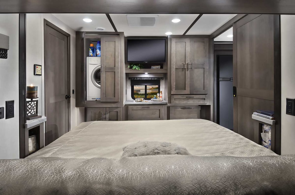 forest river fr3 34ds class a motorhome bedroom